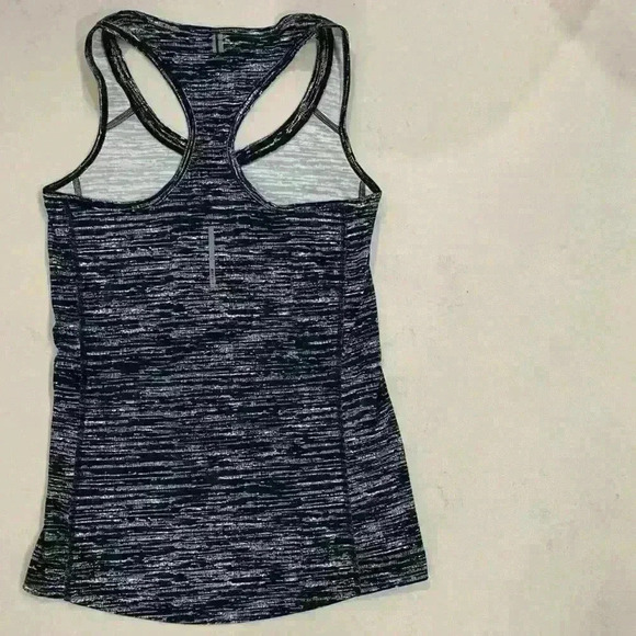Nike Dri-Fit Tank - Picture 4 of 4